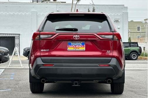 2021 Toyota RAV4 LE