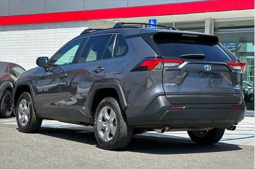 2024 Toyota RAV4 Hybrid LE