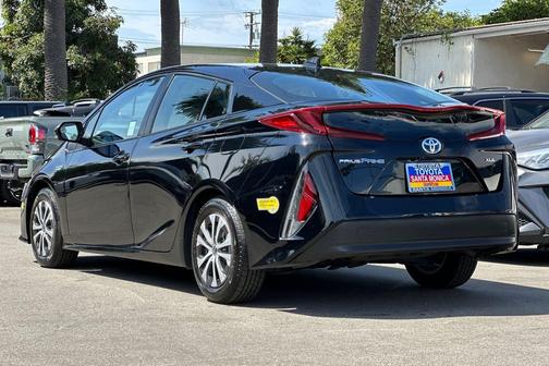 2022 Toyota Prius Prime XLE