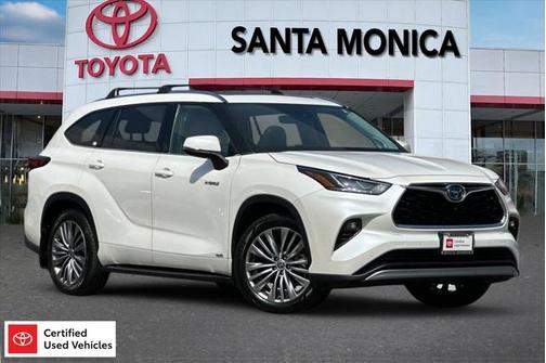 2021 Toyota Highlander Hybrid Platinum