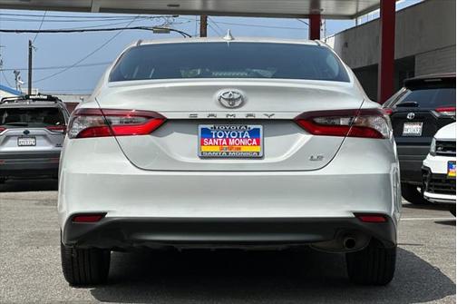 2022 Toyota Camry LE