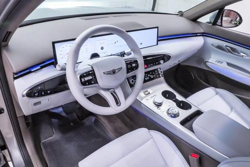 2026 Genesis GV70 2.5T Advanced