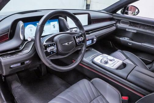 2024 Genesis G90 e-SC