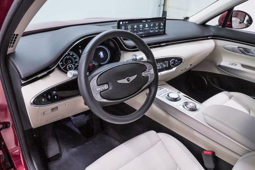 2025 Genesis GV70 2.5T