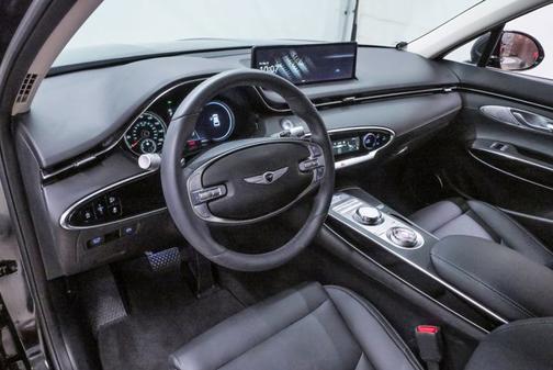 2025 Genesis GV70 2.5T