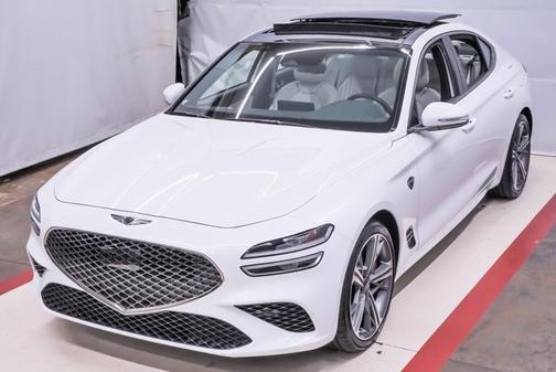 2025 Genesis G70 2.5T