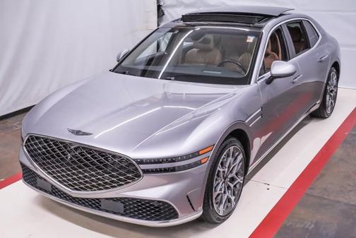 2023 Genesis G90 e-SC