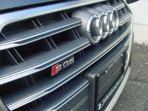 2018 Audi SQ5 3.0T Premium Plus