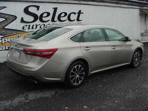 2016 Toyota Avalon Limited