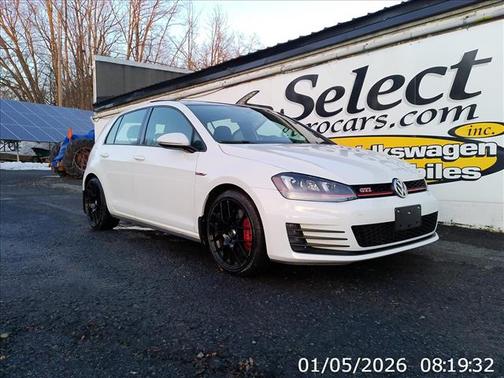 2017 Volkswagen Golf GTI 2.0T SE 4-Door