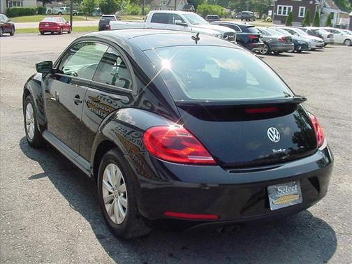 2016 Volkswagen Beetle 1.8T S