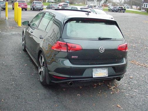 2016 Volkswagen Golf GTI 2.0T SE 4-Door