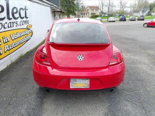 2012 Volkswagen Beetle Base