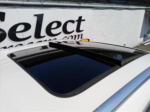 White 2019 Volkswagen Tiguan 2.0T SEL