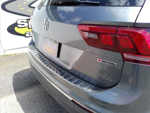 Grey 2019 Volkswagen Tiguan 2.0T SEL
