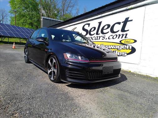 Black 2015 Volkswagen Golf GTI 2.0T SE 4-Door