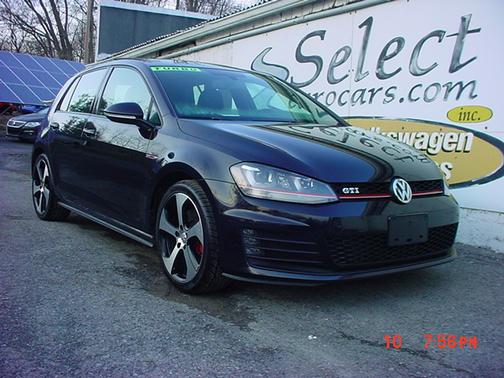 Black 2015 Volkswagen Golf GTI 2.0T SE 4-Door