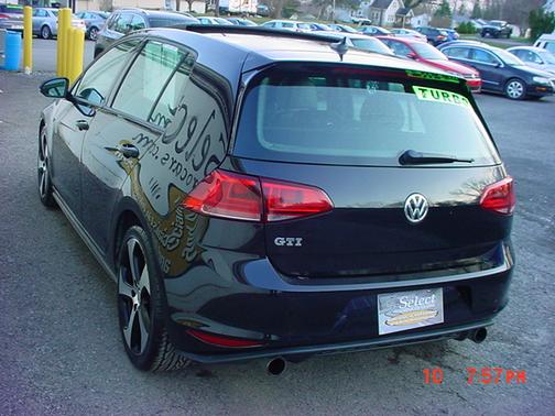 Black 2015 Volkswagen Golf GTI 2.0T SE 4-Door