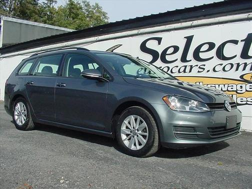 2017 Volkswagen Golf SportWagen TSI S