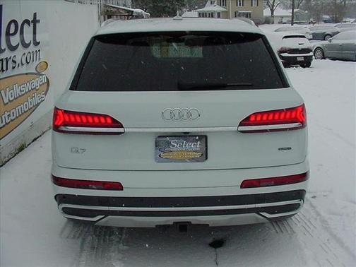 2021 Audi Q7 55 Premium Plus