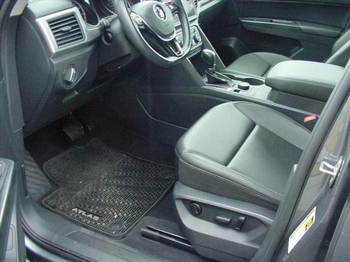 2019 Volkswagen Atlas 3.6L SE w/Technology