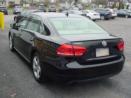 2015 Volkswagen Passat 1.8T Limited Edition