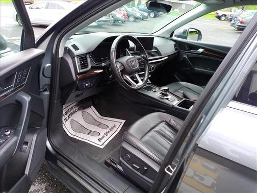 2018 Audi Q5 2.0T Premium Plus