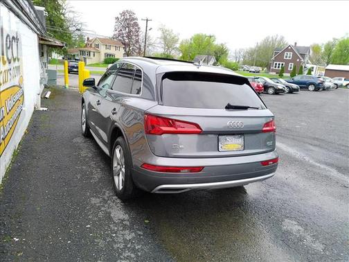 2018 Audi Q5 2.0T Premium Plus