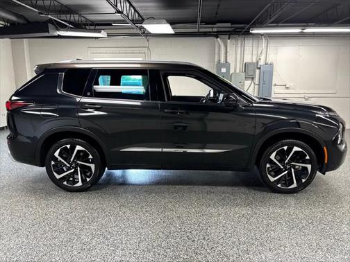 2023 Mitsubishi Outlander SEL 40th Anniversary S-AWC