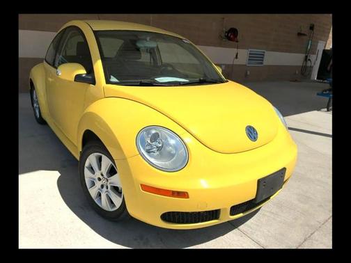 2009 Volkswagen New Beetle S