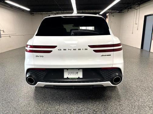2022 Genesis GV70 3.5T AWD Sport