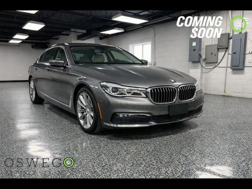 2016 BMW 750 i xDrive