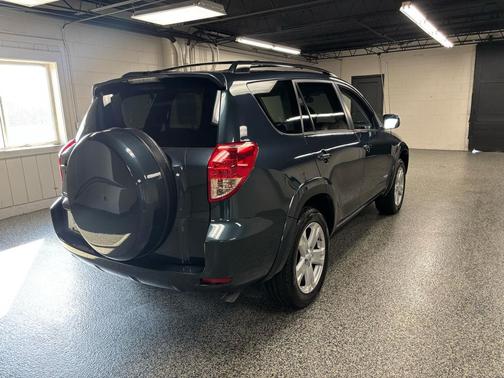 2008 Toyota RAV4 Sport