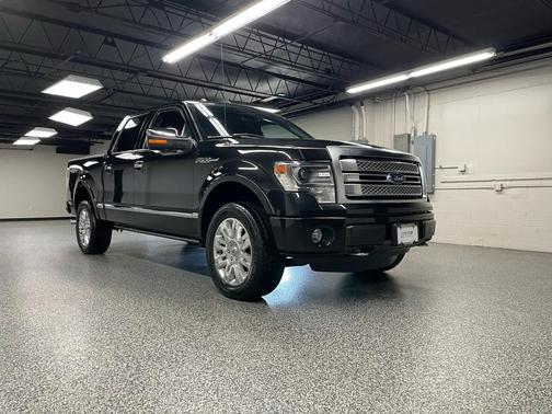 Tuxedo Black Metallic 2014 Ford F-150 Platinum