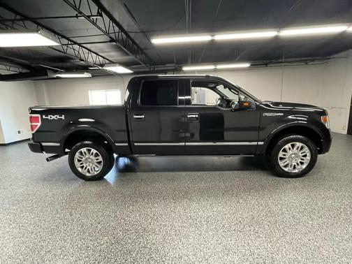 Tuxedo Black Metallic 2014 Ford F-150 Platinum