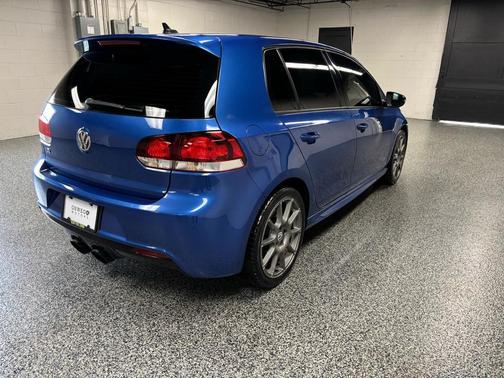 2012 Volkswagen Golf R 4-Door w/DCC & Navigation