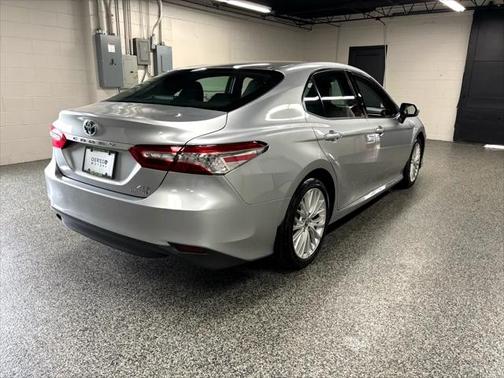 2018 Toyota Camry Hybrid XLE