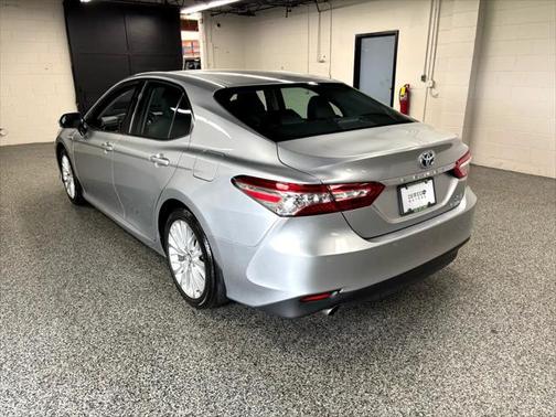 2018 Toyota Camry Hybrid XLE