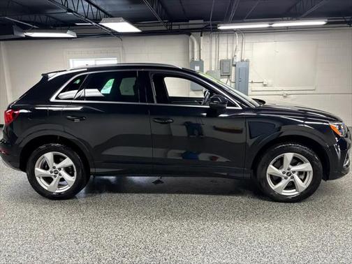 2022 Audi Q3 40 Premium