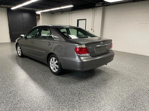 2005 Toyota Camry XLE V6