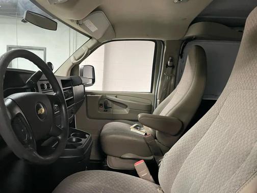 2014 Chevrolet Express 2500 Work Van