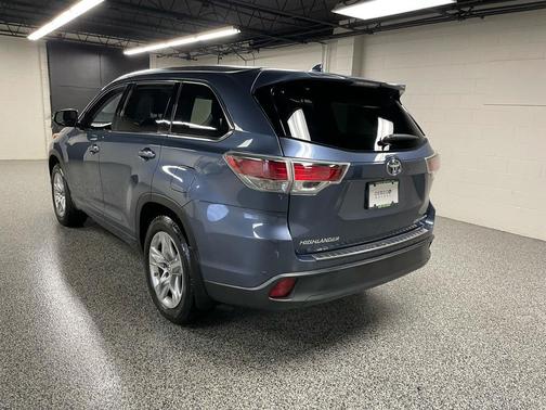 2015 Toyota Highlander Limited Platinum
