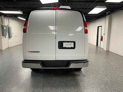 2020 Chevrolet Express 2500 RWD 2500 Regular Wheelbase WT