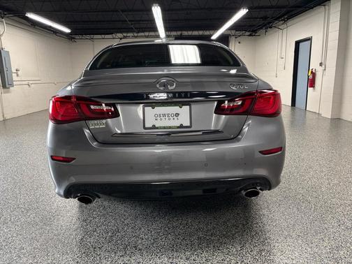 2018 INFINITI Q70L 3.7 LUXE