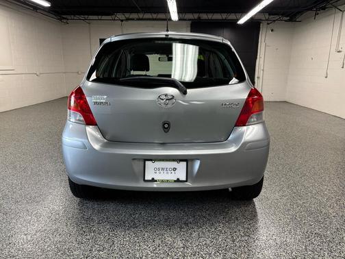 2010 Toyota Yaris Base