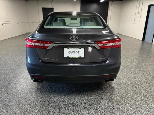 2013 Toyota Avalon XLE