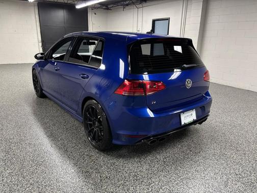 2015 Volkswagen Golf R 4-Door w/DCC & Navigation