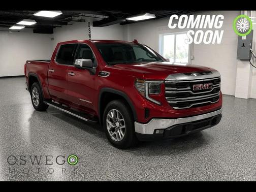 Cayenne Red Tintcoat 2022 GMC Sierra 1500 SLT