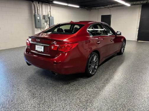 2016 INFINITI Q50 3.0t RED SPORT 400