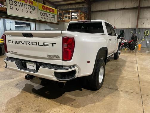 2021 Chevrolet Silverado 3500 High Country